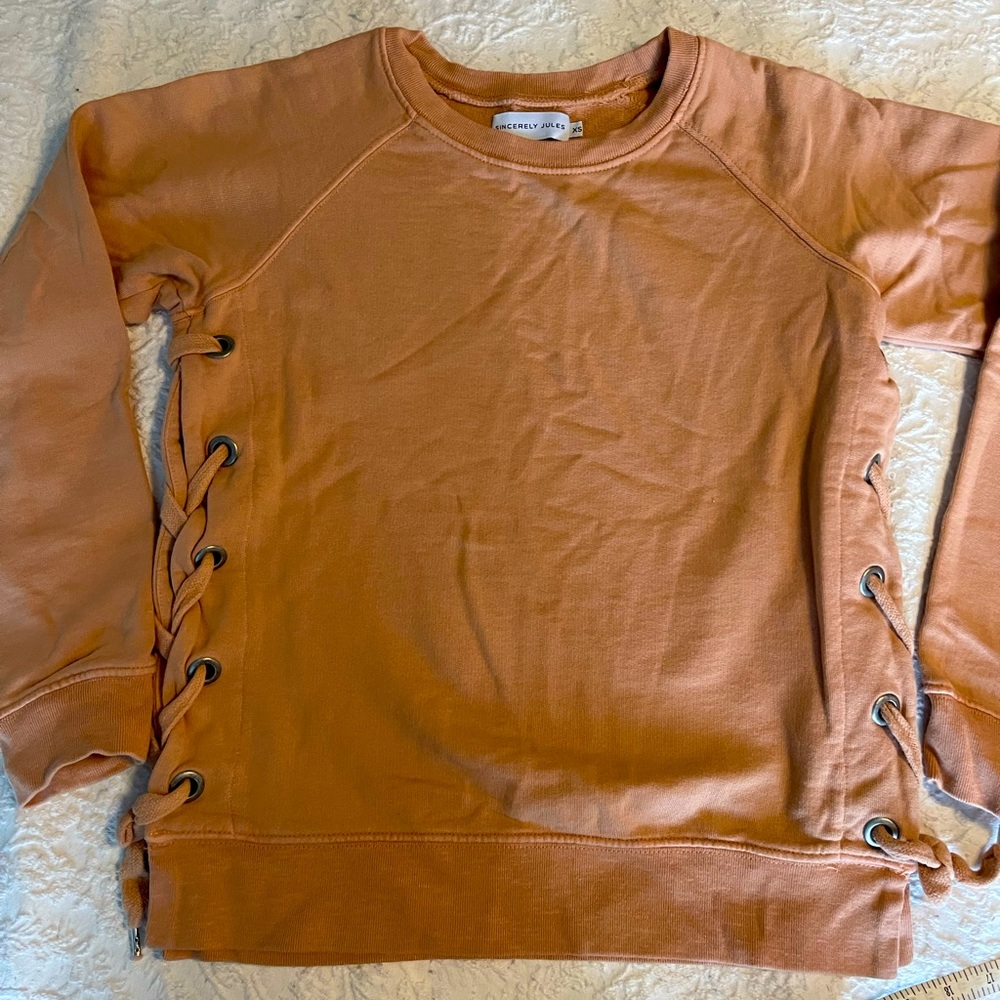 Sweatshirt
